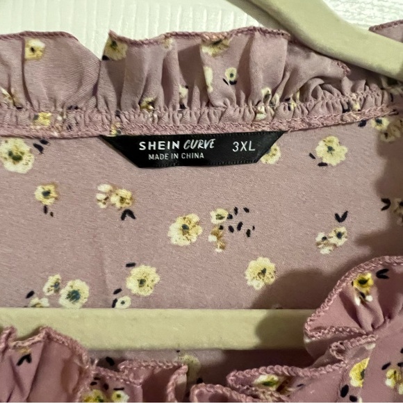 Light lavender maxi dress with flowers - Picture 6 of 8